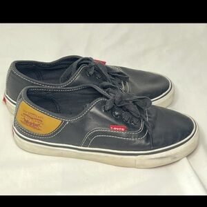 Levi's Youth Boys Shoes Sz 4 Black Synthetic Sneaker